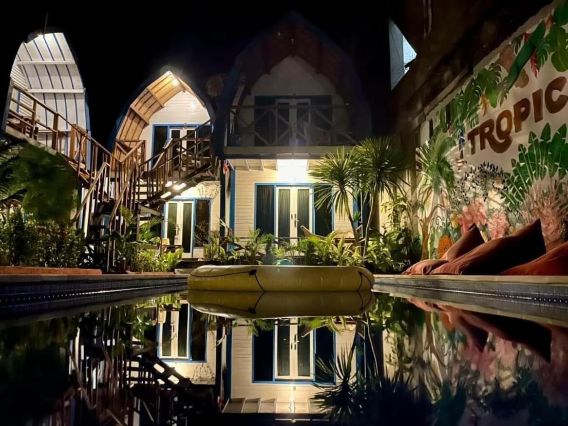 Tropical House Bungalows Gili Trawangan Eksteriør bilde